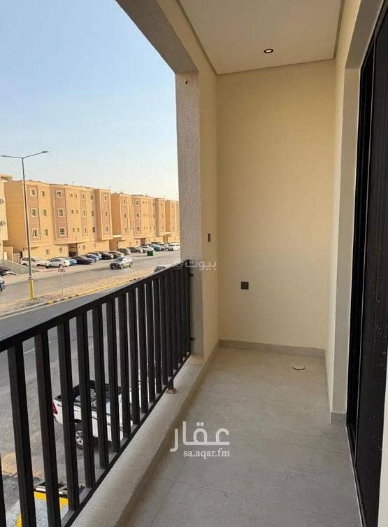 عقار  في الصحافة، الرياض 12