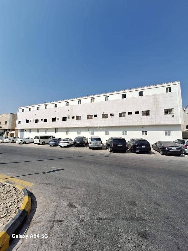 building in King Faisal, Riyadh 5