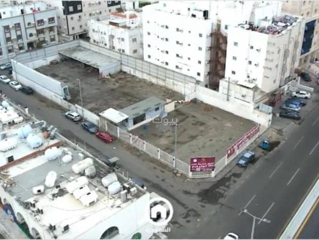 land in Al Nuzhah, Jeddah