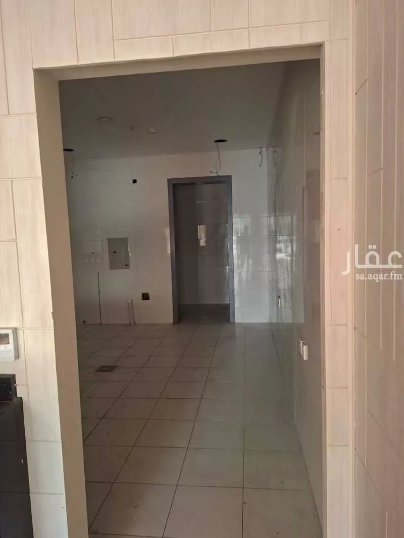 75 sqm shop in Al Olaya 3