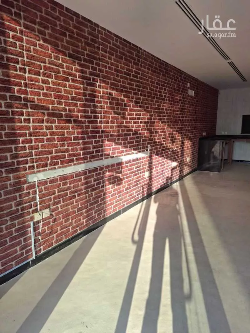 75 sqm shop in Al Olaya 5