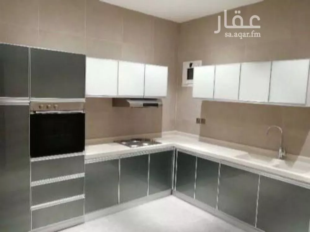 837 sqm building in Al Hamra 15