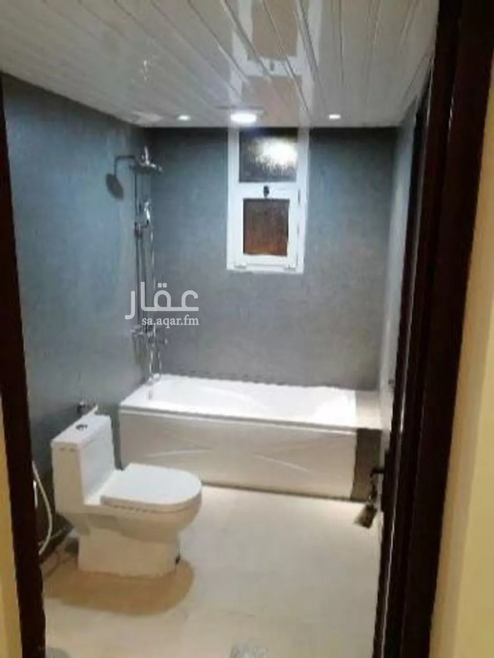 837 sqm building in Al Hamra 17