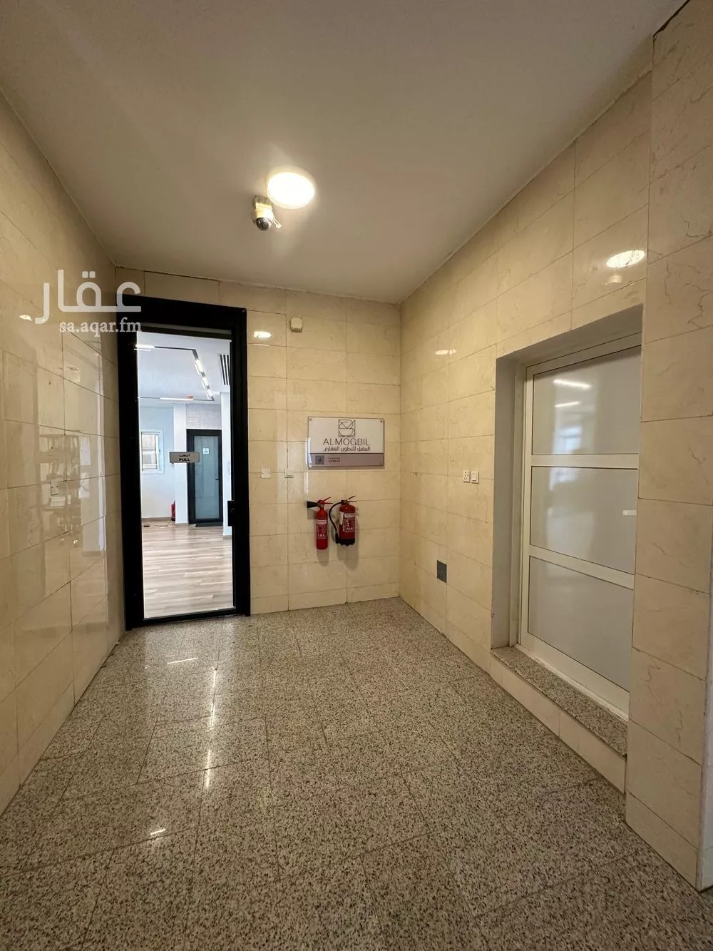 عمارة 302 م² في الخبر الشمالية 12