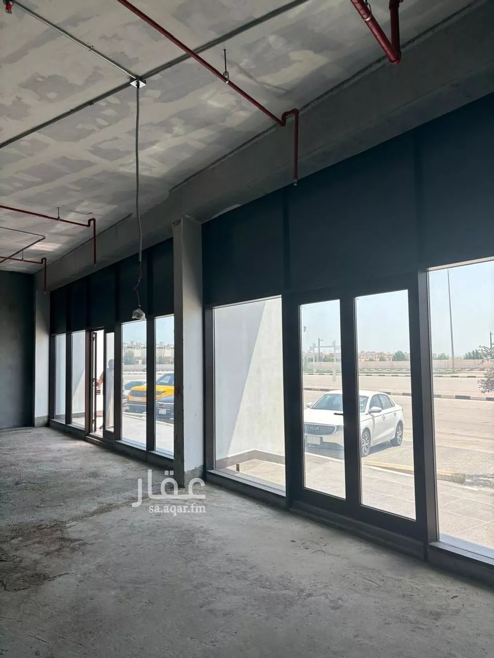 92 sqm shop in At Tahliyah 4