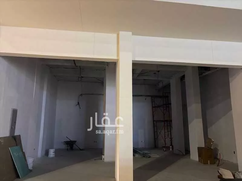 218 sqm shop in North Al Khobar 8