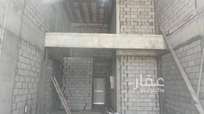 محل 764 م² في الكوثر 2