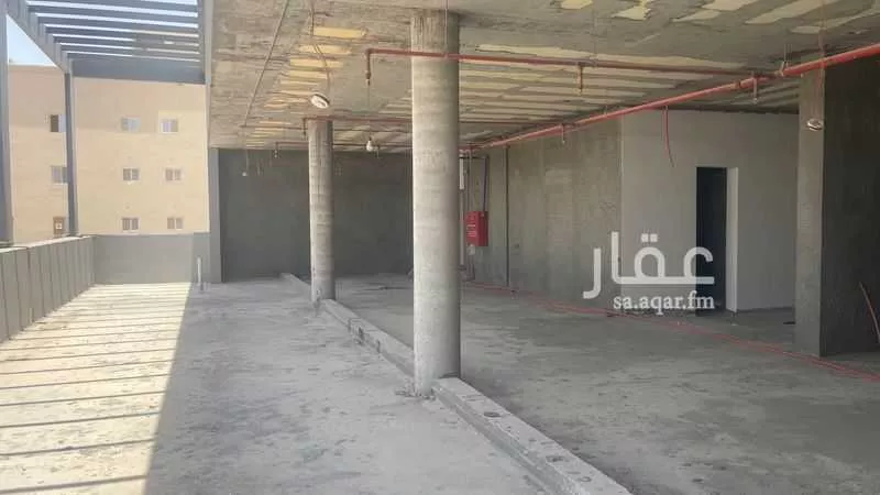 محل 764 م² في الكوثر 10