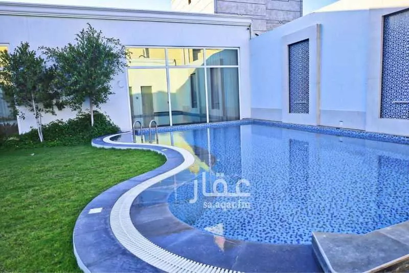 عمارة 776 م² في العقيق 11