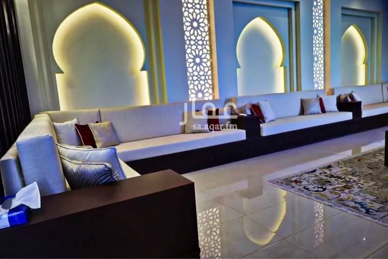 عمارة 776 م² في العقيق 13