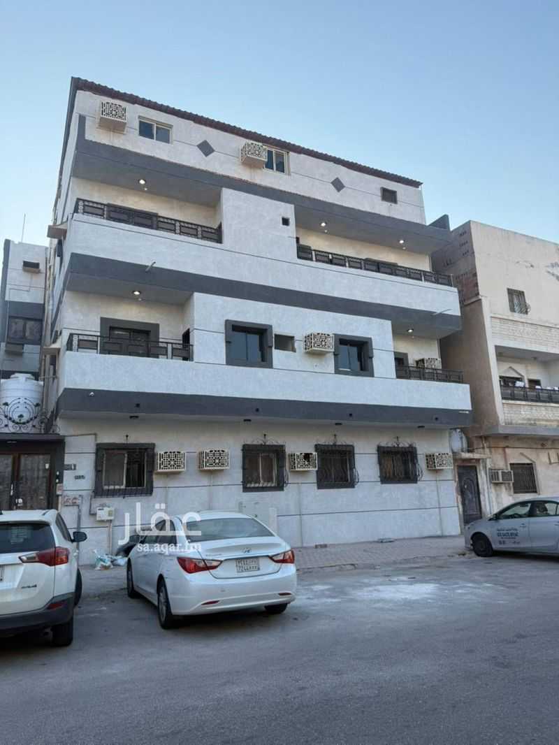 28 bedroom building in Al Thuqbah, Eastern Province