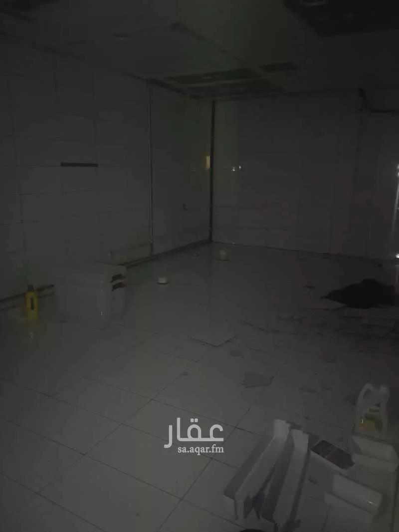 محل 4815 م² في اليرموك 5