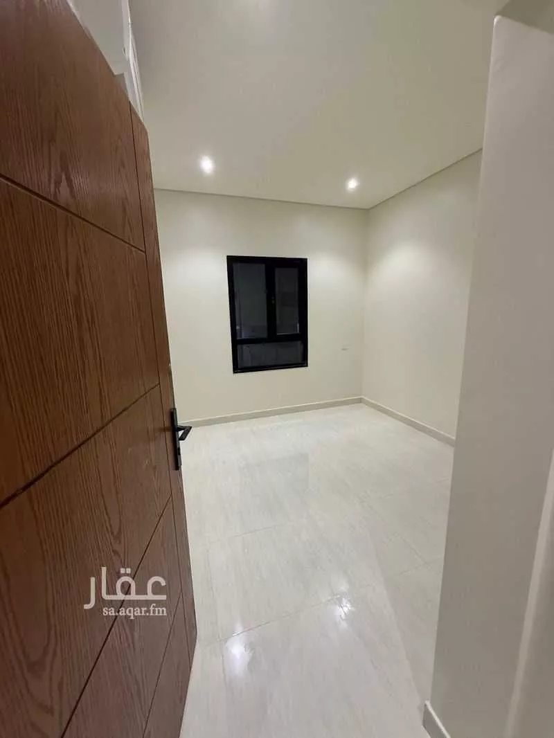 عمارة 325 م² في الثقبة 12