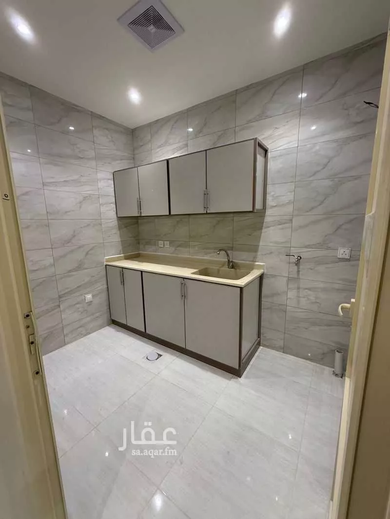 عمارة 325 م² في الثقبة 23