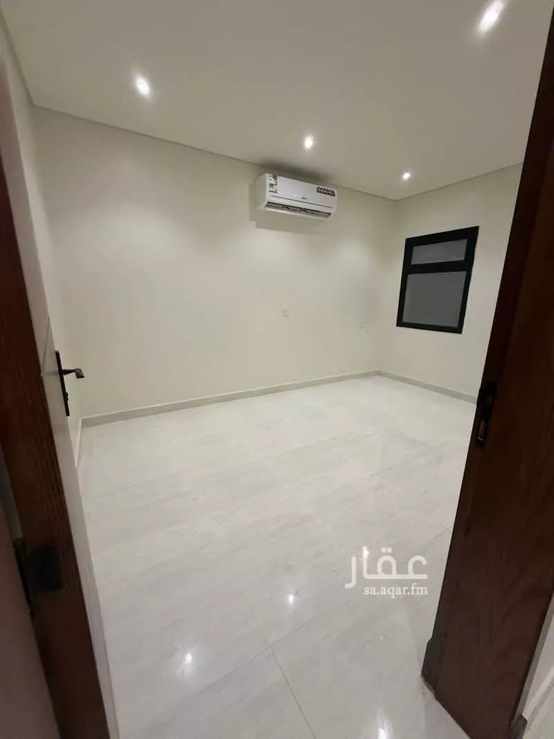عمارة 325 م² في الثقبة 10