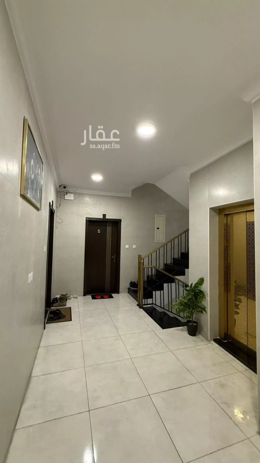 عمارة 162 م² في الثقبة 7