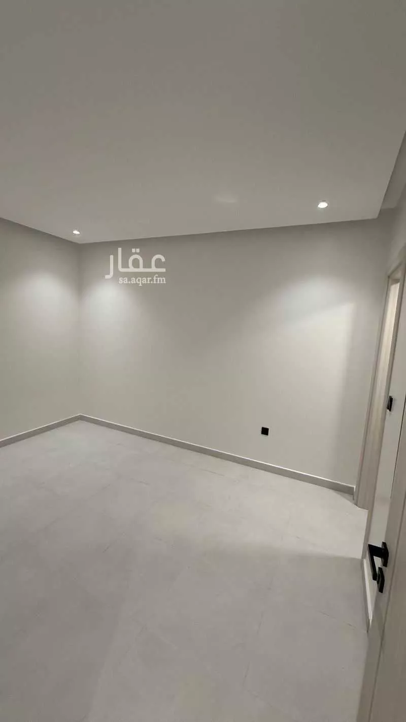 عمارة 348 م² في العقربية 11