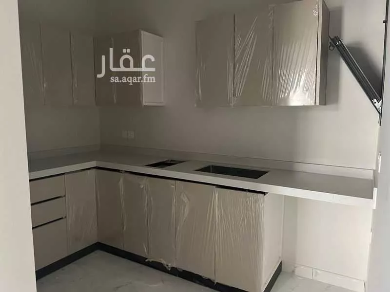 عمارة 623 م² في الراكة الشمالية 2