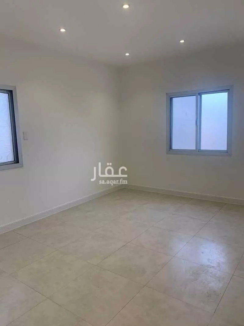 130 sqm building in North Al Khobar 3