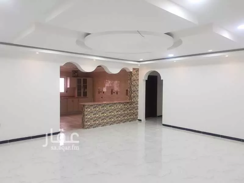 600 sqm building in Al Buhairah 3