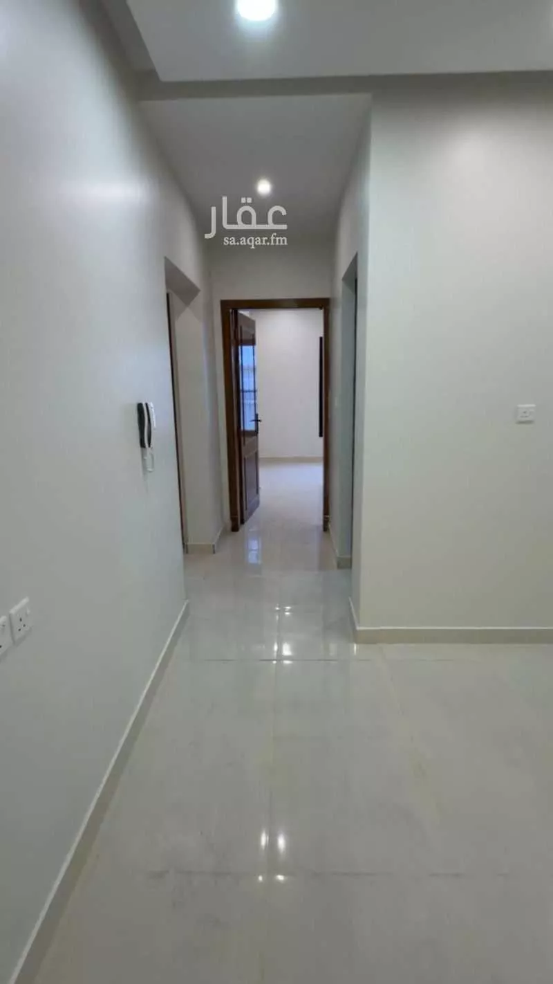 337 sqm building in Madinat Al Umal 5