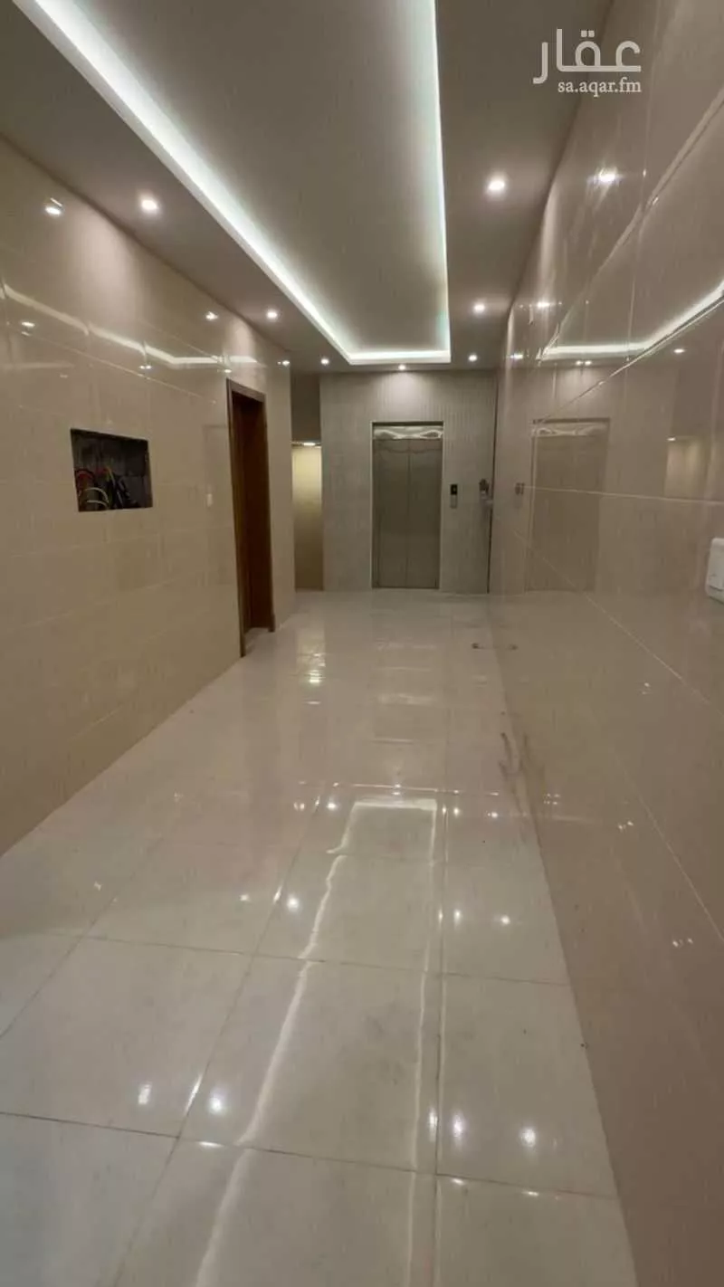 337 sqm building in Madinat Al Umal 6