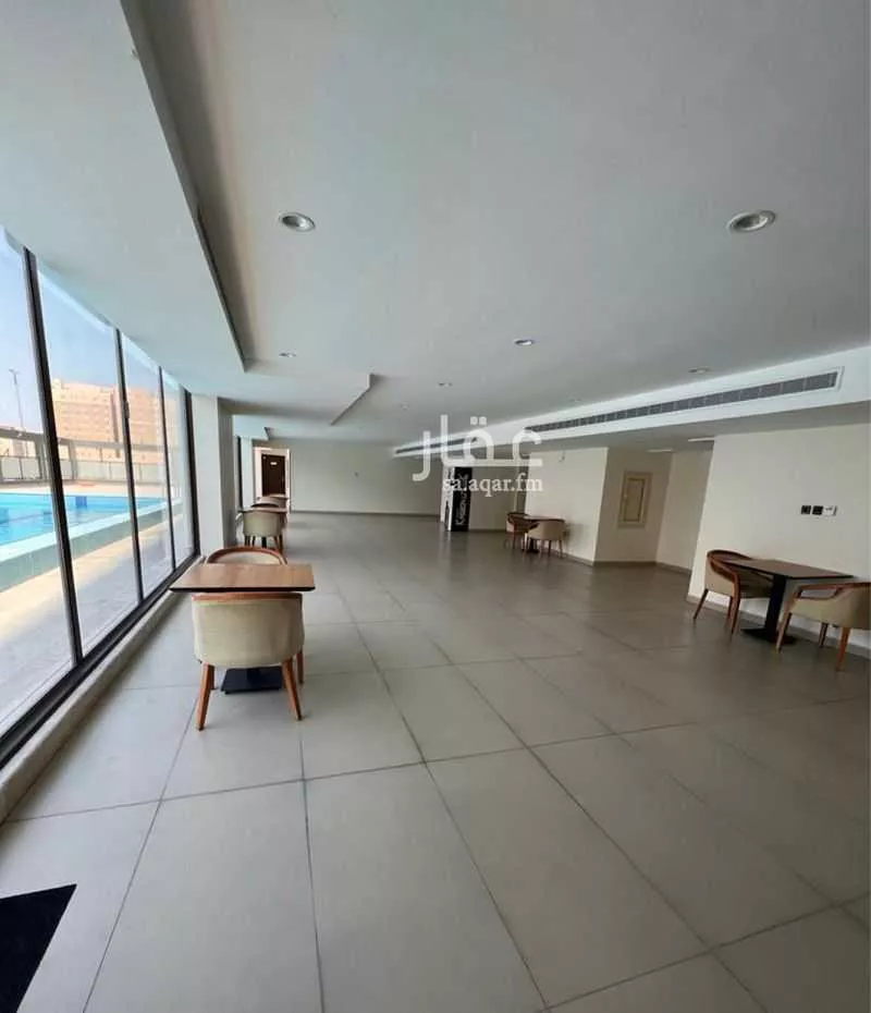 عمارة 157 م² في الثقبة 11