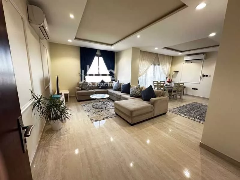 عمارة 157 م² في الثقبة 18