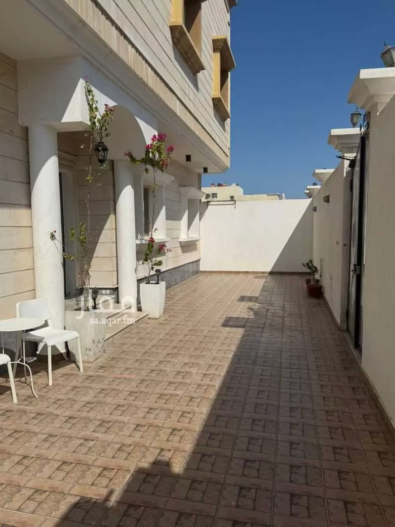 500 sqm building in At Tahliyah 6