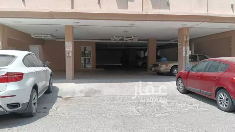 348 sqm building in Al Aqrabiyah 5