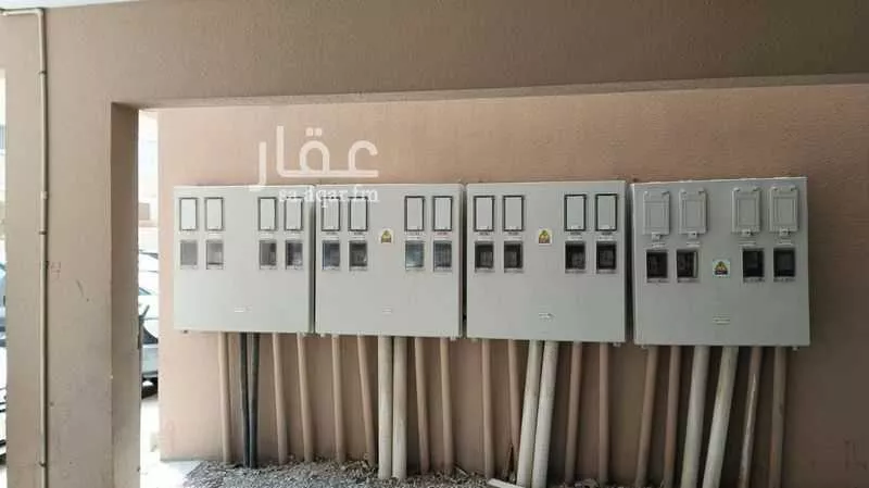 348 sqm building in Al Aqrabiyah 7