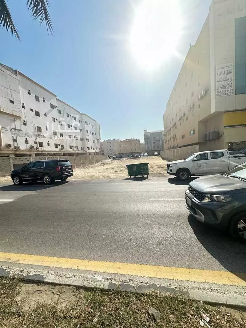 1800 sqm land in Al Olaya 6