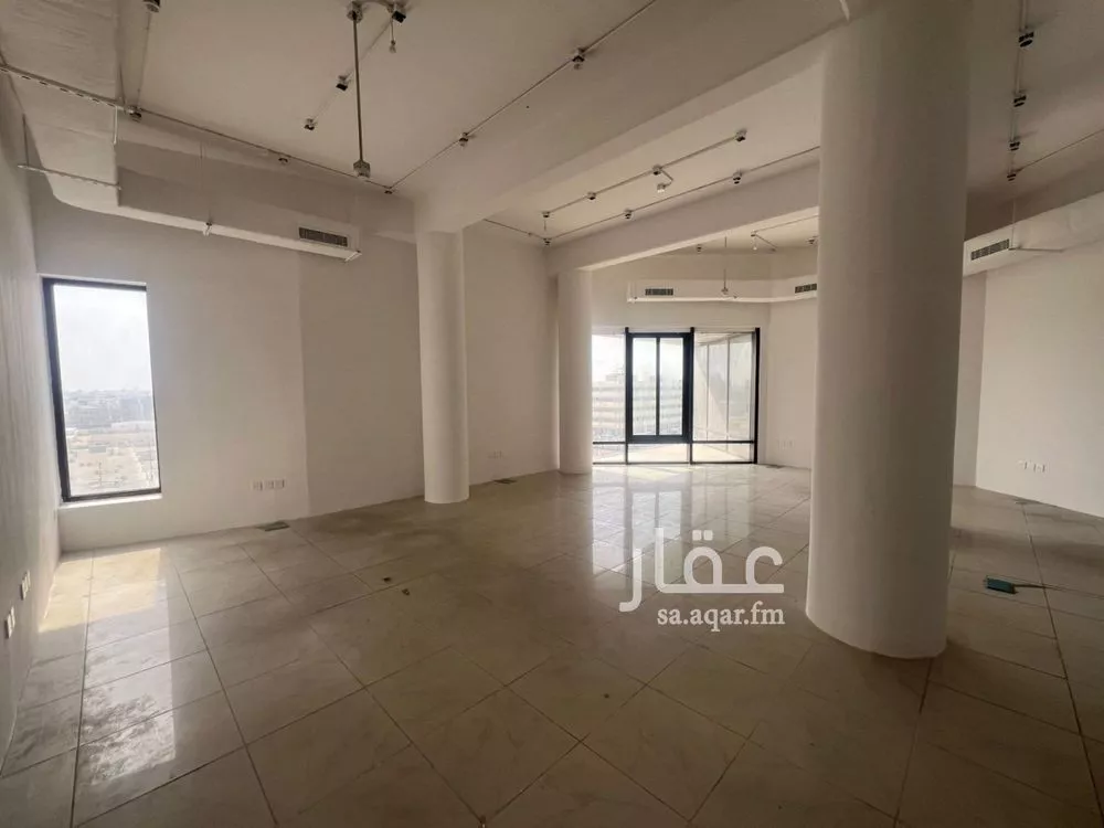 279 sqm office in North Al Khobar 3