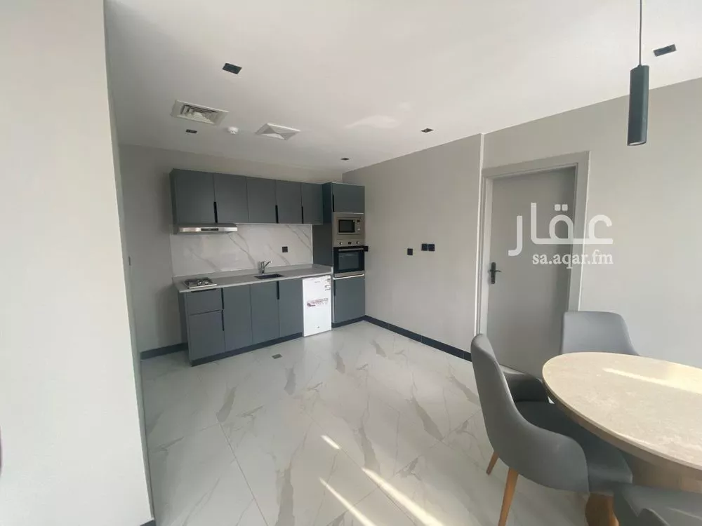 370 sqm building in North Al Khobar 2