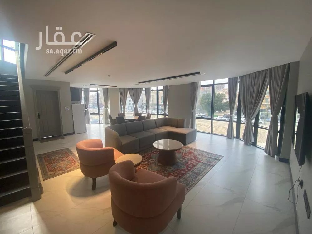 370 sqm building in North Al Khobar 6