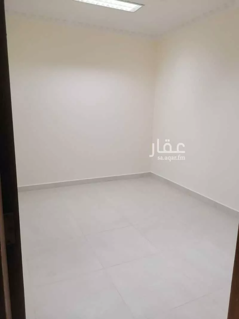 عمارة 232 م² في الثقبة 3