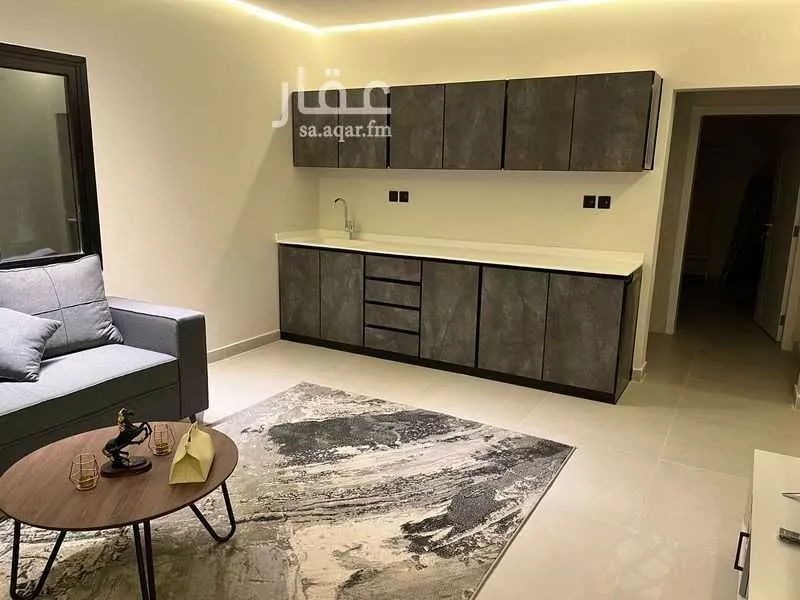 900 sqm building in As Sawari 4
