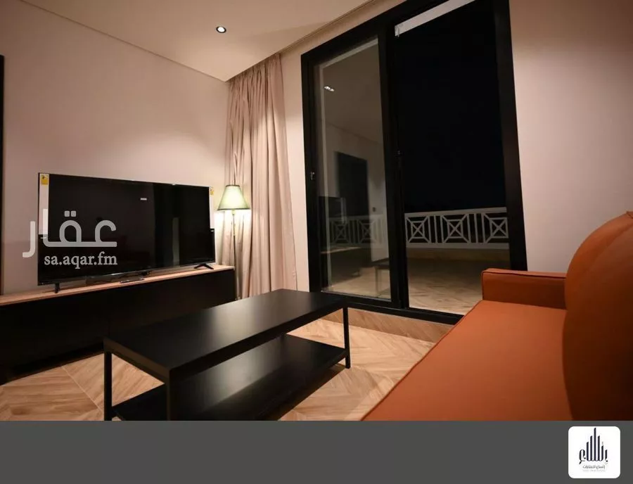 600 sqm building in Al Olaya 6