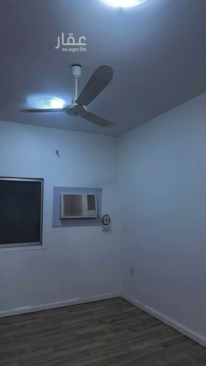 325 sqm building in Al Thuqbah 6