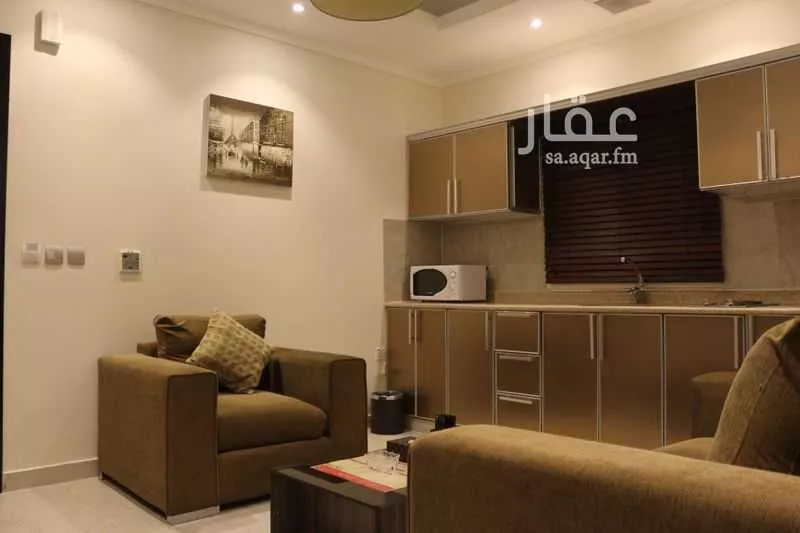 2000 sqm building in Al Olaya 11