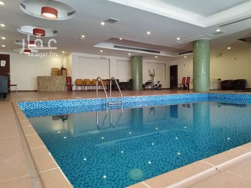 2000 sqm building in Al Olaya 13