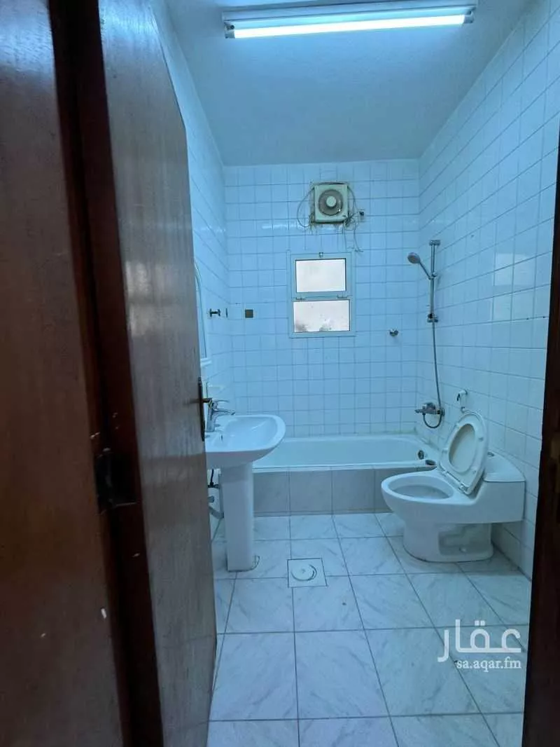 عمارة 279 م² في الخبر الشمالية 7