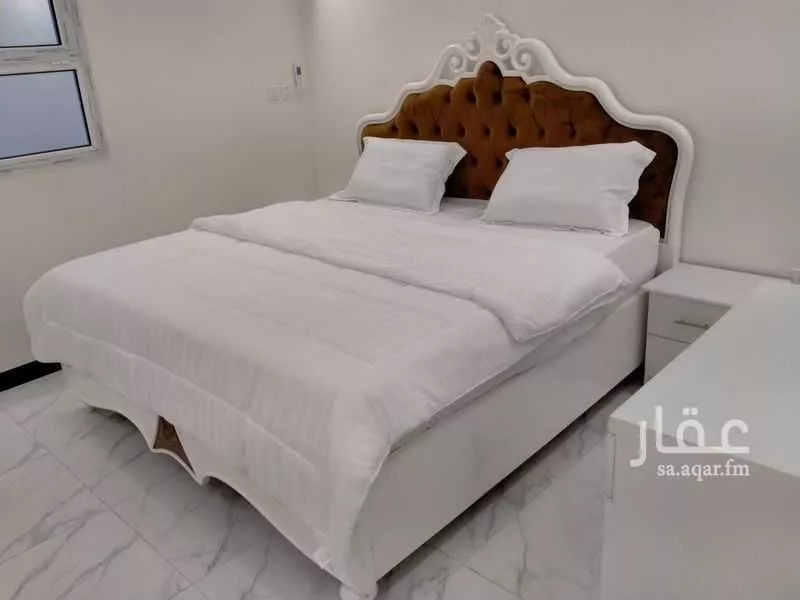 875 sqm building in Al Shiraa 4