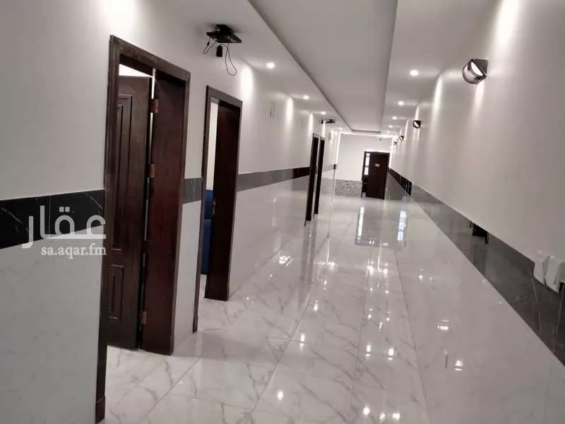 875 sqm building in Al Shiraa 7