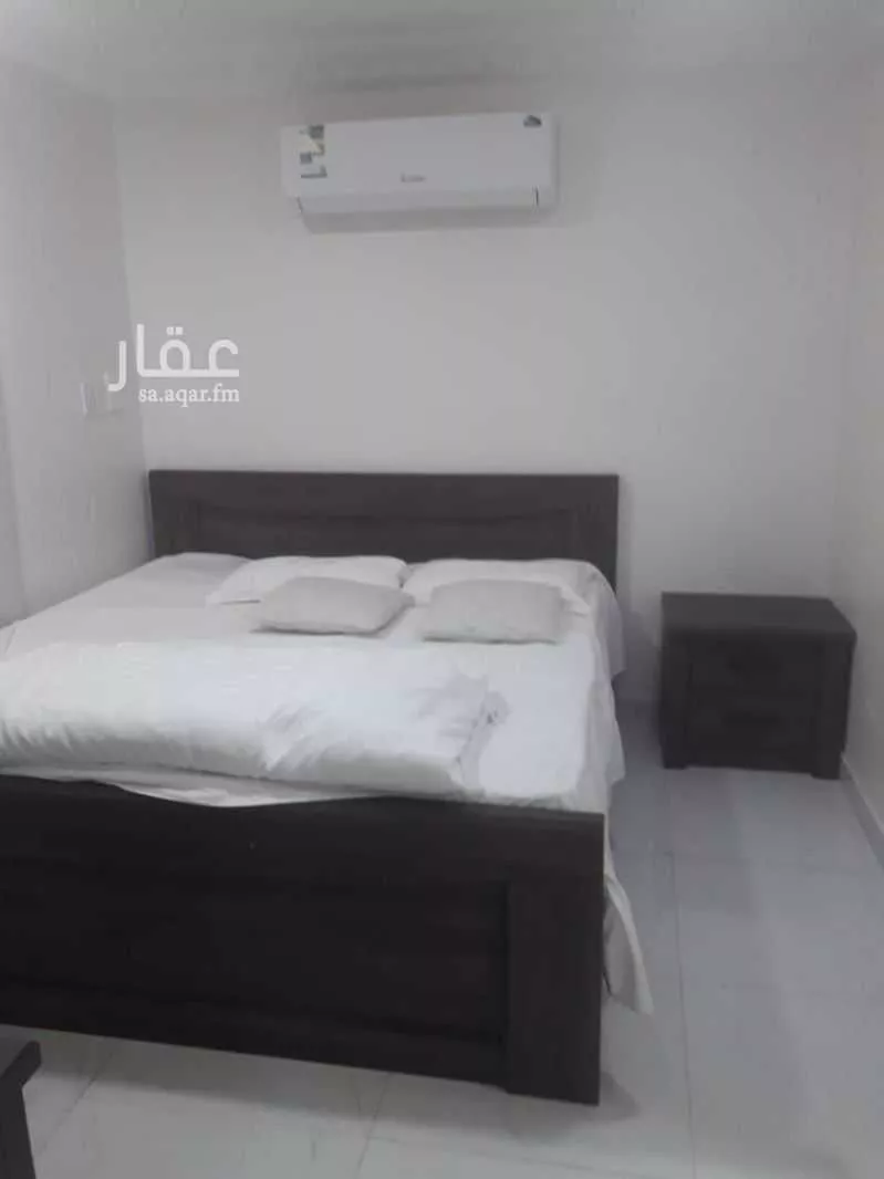 348 sqm building in Al Aqrabiyah 4