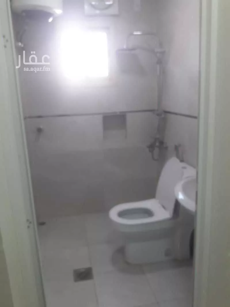 348 sqm building in Al Aqrabiyah 7