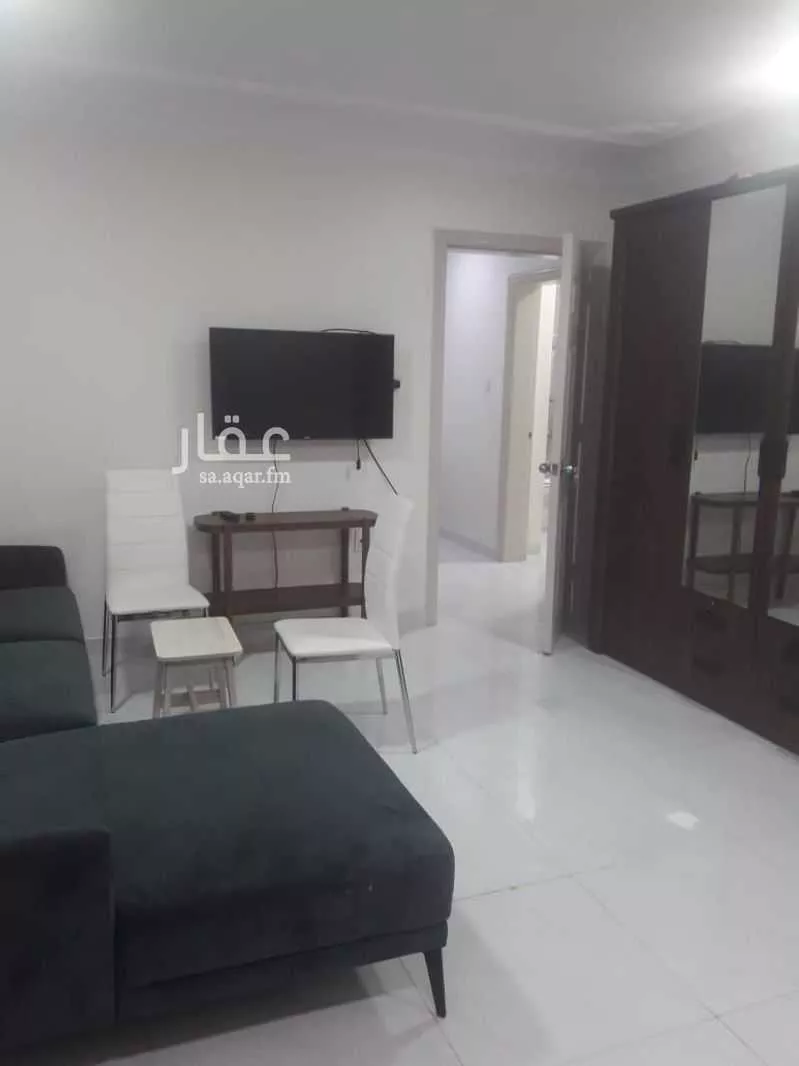 348 sqm building in Al Aqrabiyah 8