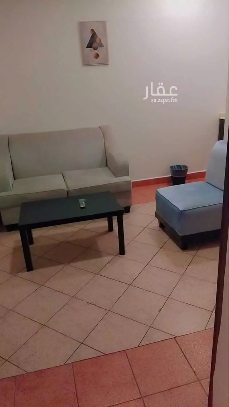 600 sqm building in Al Olaya 3