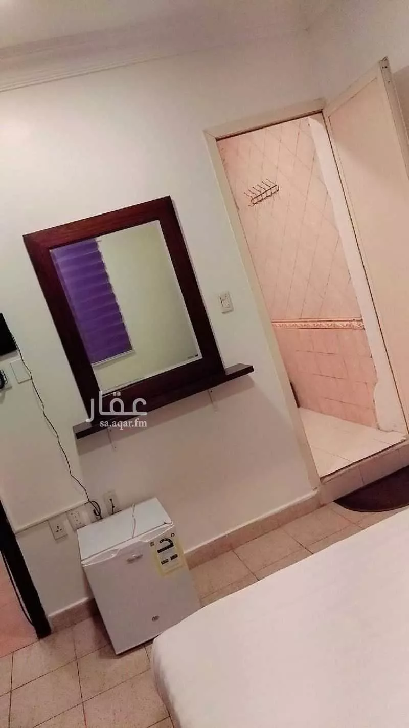 600 sqm building in Al Olaya 8