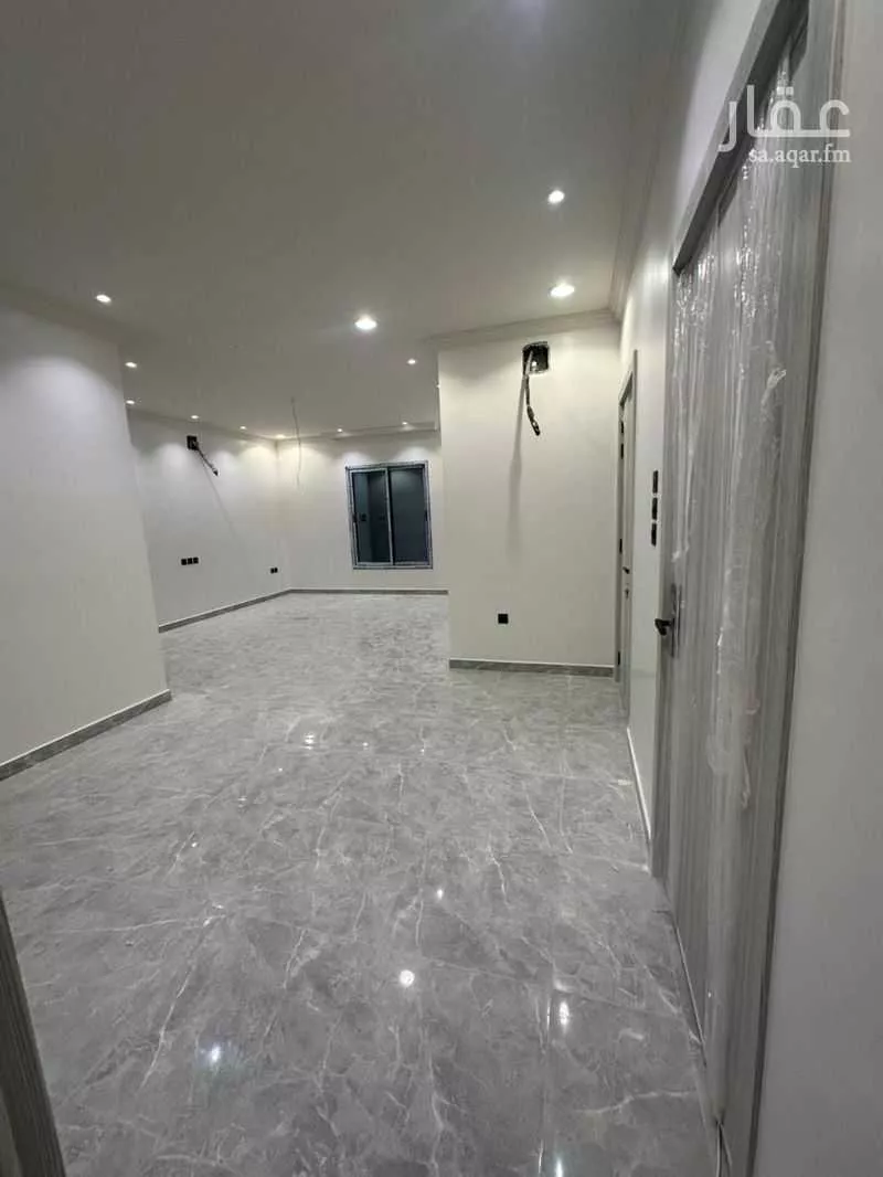 928 sqm building in Al Hamra 13